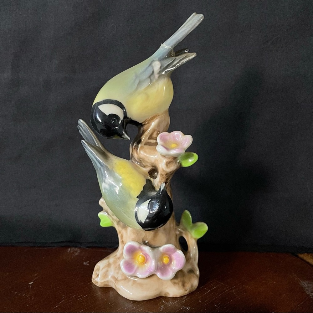 Vintage Goebel Bird Sculpture “Great Tit” TMK-5